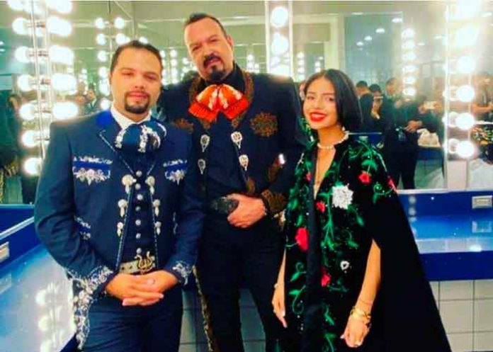 pepe-aguilar- pepe aguilar, criticas, angela aguilar, canelo alvarez, polemica, himno nacional, mexico,