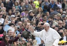 El papa expresa su solidaridad a todos los afectados por el ataque de Londres