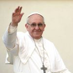 El papa viaja a Egipto con un mensaje de reconciliación entre religiones