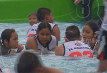 Niños atletas del Salvador encantados con el Parque acuático