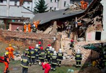 Desplome de un edificio en Polonia deja seis muertos