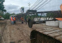 Construyen puente provisional en el municipio de Teustepe