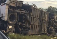 Tres muertos y 45 heridos en un accidente de autobús en Praga