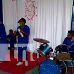 Privadas de libertad de Managua celebran el día de las madres al lado de sus hijos