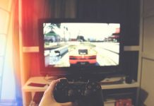 ¿Por qué a las cucarachas les encanta refugiarse en tu consola?