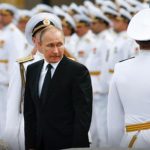 Putin ordena expulsar a 755 diplomáticos estadounidenses de Rusia