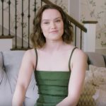 Video: Daisy Ridley rapea como Eminem, gusta del fútbol y habla como wookiee