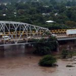 Honduras declara alerta amarilla en el norte por crecida de 2 caudalosos ríos