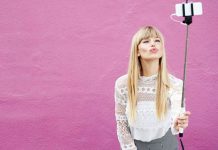 «Cola de pato»: la selfie de moda que causa problemas de columna