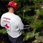 El Salvador: Aumentan a 7 los muertos por caída de microbús en precipicio