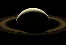 La NASA se despide de Saturno y divulga una impresionante fotografía