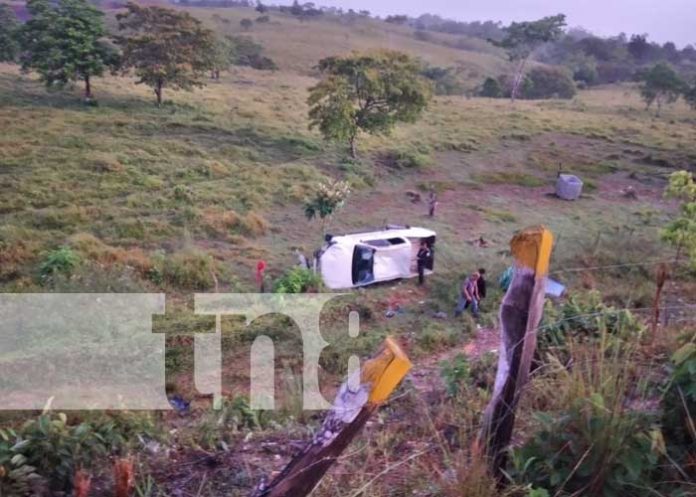 semovientes-caribe-sur-03 nicaragua, accidente, caribe sur, semovientes, carretera,