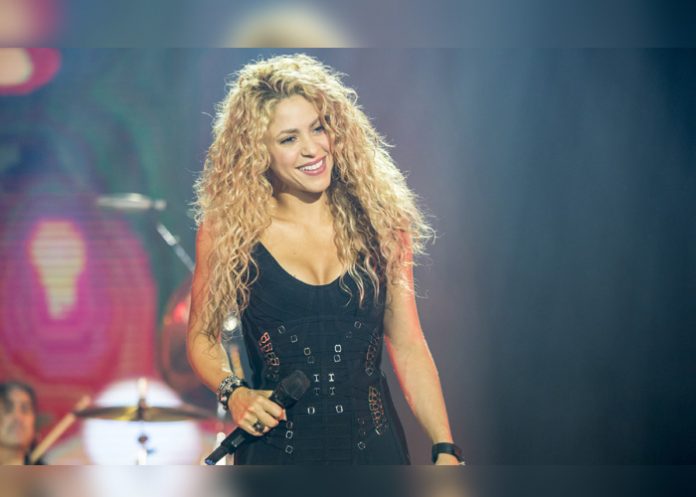 shakira-16-portada