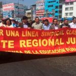 Maestros peruanos llegan a acuerdo con Gobierno