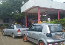 Taxistas brindan servicio gratuito a madres en el Hospital Bertha Calderón