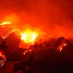 El incendio más grande en la historia de California sigue activo