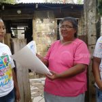 Familias de Ciudad Sandino reciben su título de propiedad
