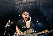 Tom DeLonge podría volver a la banda Blink-182