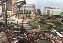 El huracán Irma arrasa Turcos y Caicos mientras se dirige a Florida
