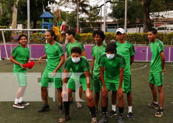 nicaragua, uniformes, liga comunitaria, equipamiento, gobierno,