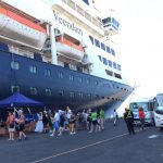 Crucero Veendam llega con más de mil turistas a Corinto