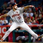 Verlander abrirá duelo inicial de Astros en playoffs