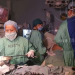 Realizan jornada de cirugías por hernia y vesícula