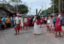 Realizan en Bluefields viacrucis por el viernes santo