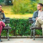 Sentir que alguien te está mirando puede ser buena señal