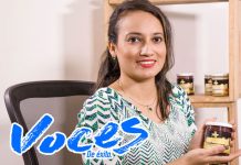 Aurora Zeas y su dulce negocio, miel de abejas Bii Bii