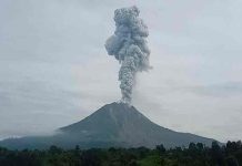 indonesia, volcan sinabung, erupcion,