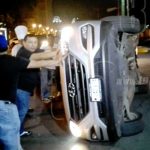 Mujer sale ilesa de fuerte accidente