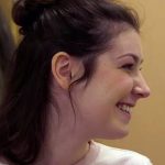 Joven almacena su propia voz (y risa) para cuando no pueda hablar más