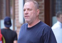 TV británica realizará documental sobre Harvey Weinstein
