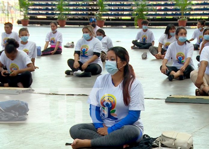 nicaragua, managua, dia internacional del yoga,