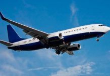 EE.UU: Un hombre salta de un avión en movimiento estados unidos, los angeles, sucesos,