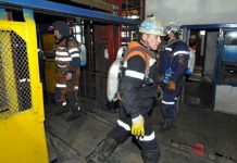Evacuados todos los trabajadores tras incendio en mina carbón en Rusia