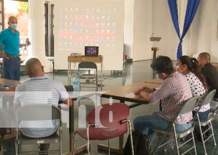 nicaragua, managua, palacio de la cultura, teatro,