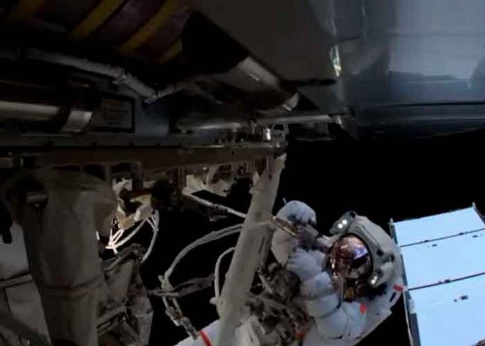 10 ciencia, astronautas, caminata espacial, estacion internacional, paneles solares