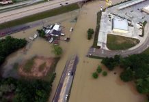 14 muertos por inundaciones en EE.UU.