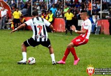 Ferretti en el trono, Caciques lo siguen de cerca