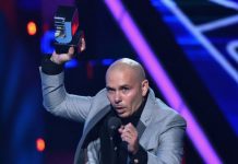 Pitbull arremetió contra Donald Trump