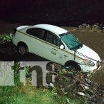 Taxista imprudente es arrastrado por un cauce de Managua nicaragua, managua, cauce, lluvia, puente saratoga,