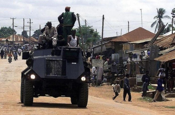 2015-05-26T145633Z_1007940001_LYNXMPEB4P0QD_RTROPTP_3_INTERNACIONAL-NIGERIA-VIOLENCIA-e1433256528874