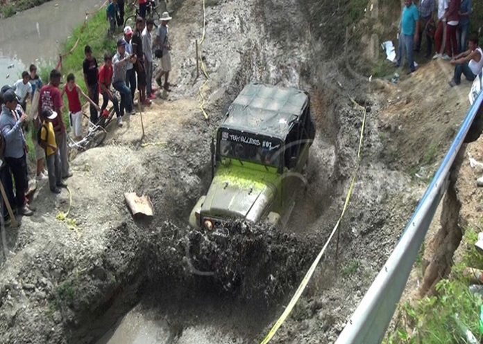 4x44