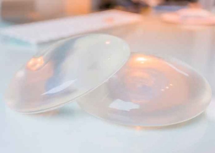 5 salud, estudio, implantes mamarios, efectos, linfoma