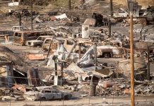 Miles de evacuados de regreso tras incendio en California