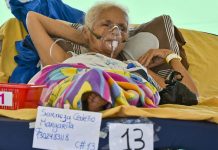 Ecuador pagará a familias que acojan damnificados de terremoto
