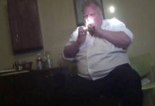 Publican video de alcalde de Toronto fumando crack