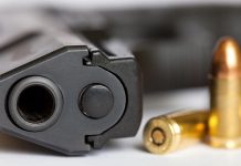 Niño muere tras dispararse accidentalmente en Florida